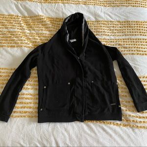 Roxy black sweatshirt with big hood